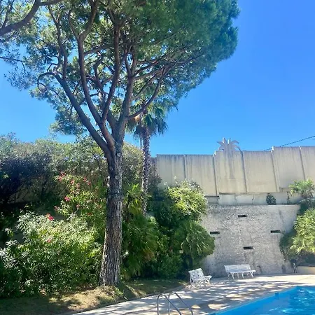 5 Minutes Cannes Et Plages, Terrasse, Piscine * Vallauris