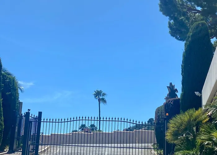 5 Minutes Cannes Et Plages, Terrasse, Piscine 아파트 발로리스