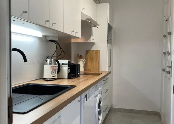 5 Minutes Cannes Et Plages, Terrasse, Piscine 발로리스